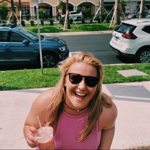 Meet your Posher, Hannah